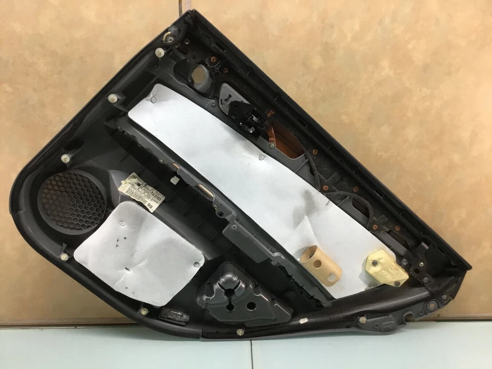 ⭐ 05-07 Panel de moldura interior puerta trasera izquierda Toyota Avalon XLS OEM E Foto 4 de 4