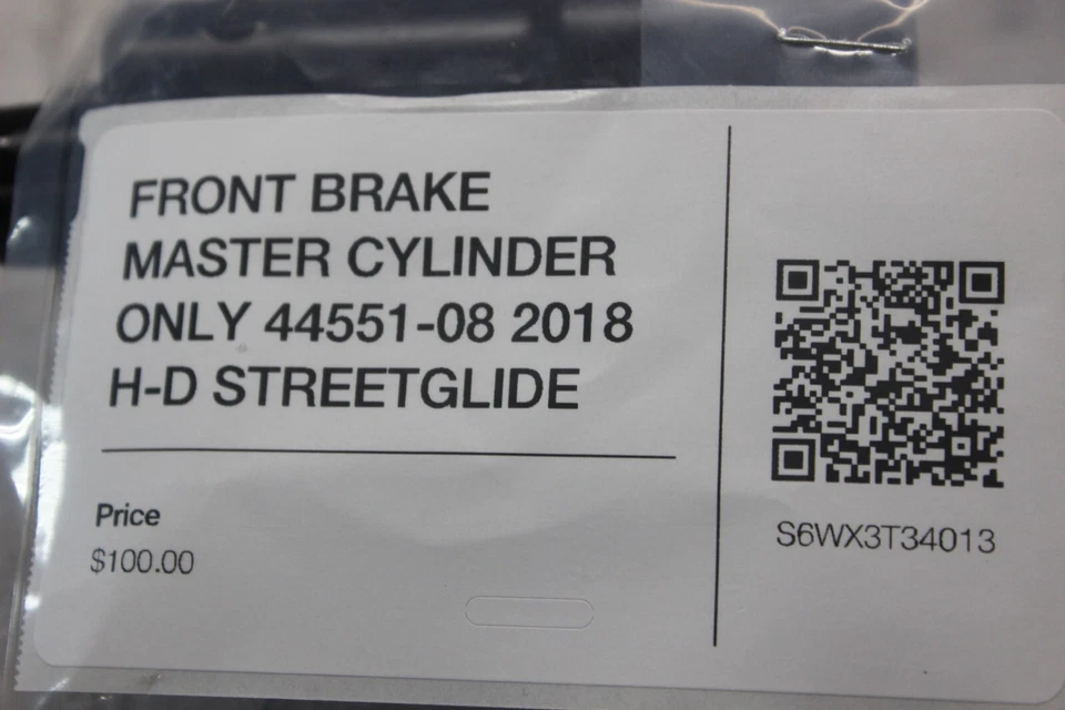 CILINDRO MAESTRO FRENO DELANTERO SOLO 44551-08 2018 H-D STREETGLIDE Foto 2 de 4