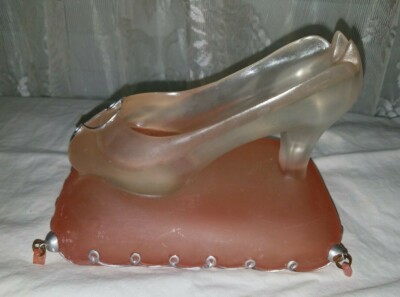 Disney Cinderella Princess Slipper On Pink Pillow Plastic Girl's Room Decor