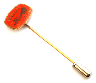 R773) Obuv Shoes Hradec Kralove Czech Fashion vintage tie lapel pin badge