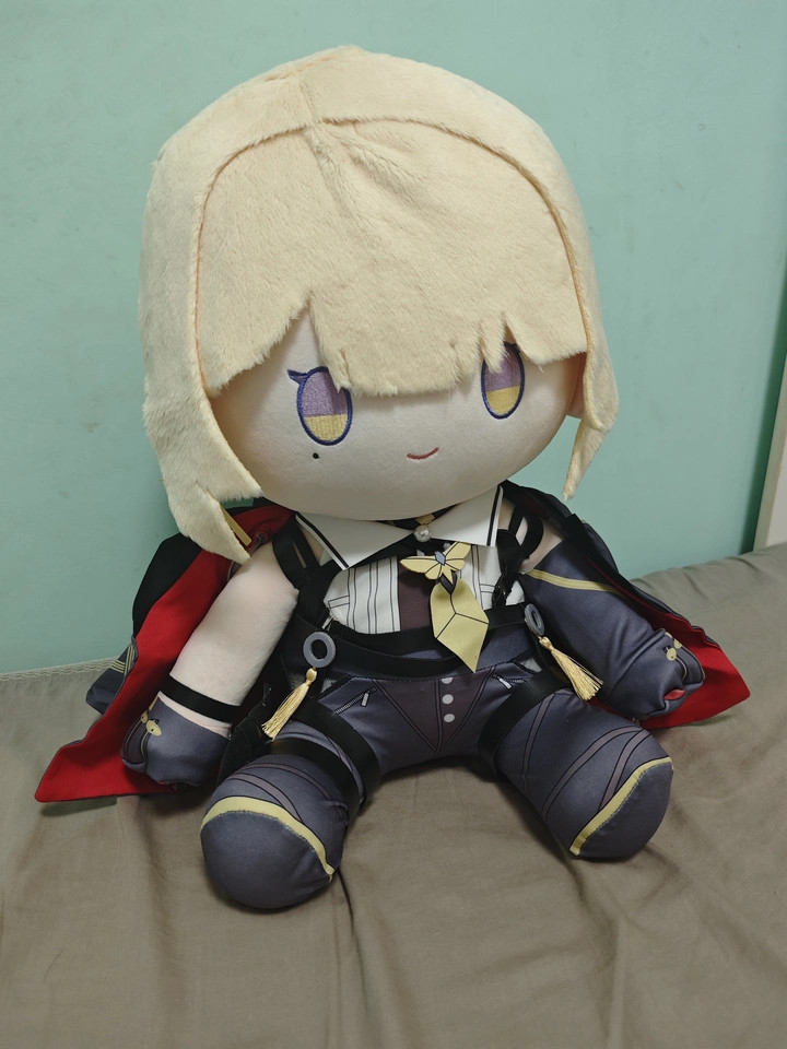 ZZZ Zenless Zone Zero Evelyn Chevalier 40cm Plush Doll Stuffed Toy Plushie Gift