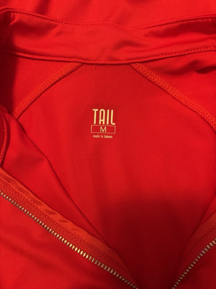 Tail - Women’s Red Sleeveless Zip Tank Top.  Size. M - Image 4 of 4