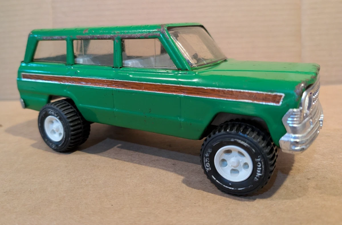 Vintage Tonka Apple 🍏 Jeep Cherokee Wagoneer #53078 Toy Truck