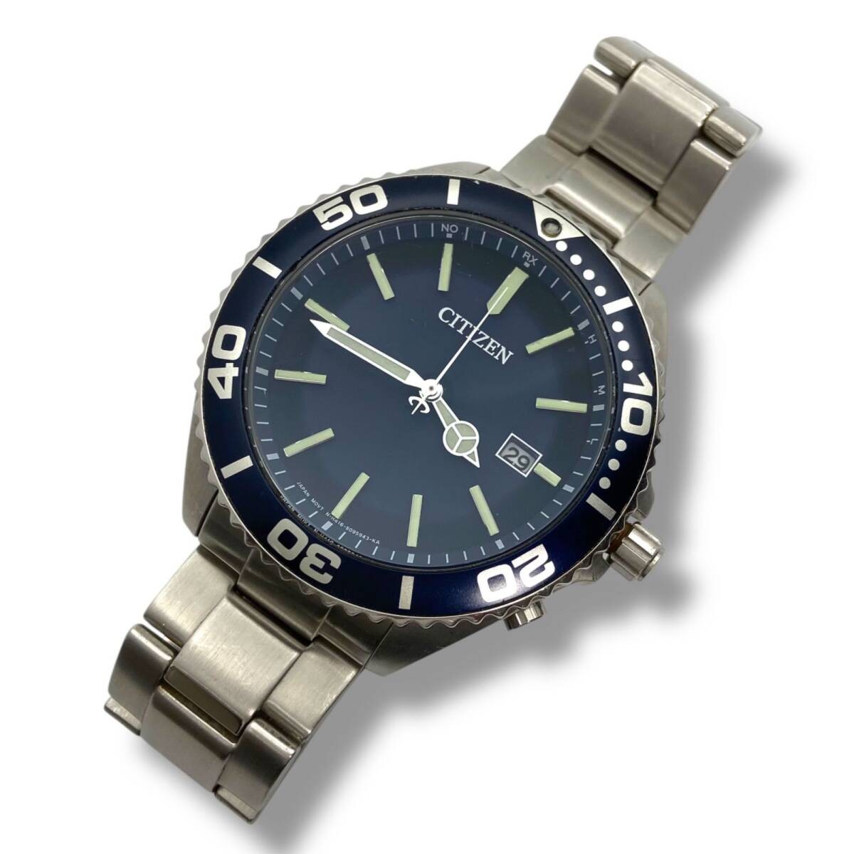 Citizen Eco Drive H416 S064619 Radio Solar Diver Date Men s Watch image 2