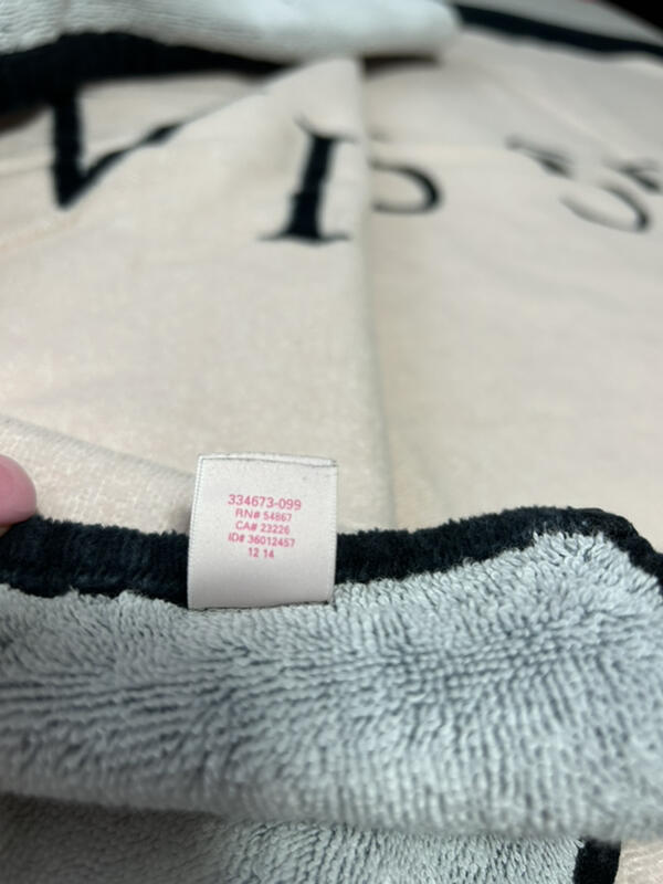 Victoria's Secret Classic Signature Logo Beach Towel Pink Black