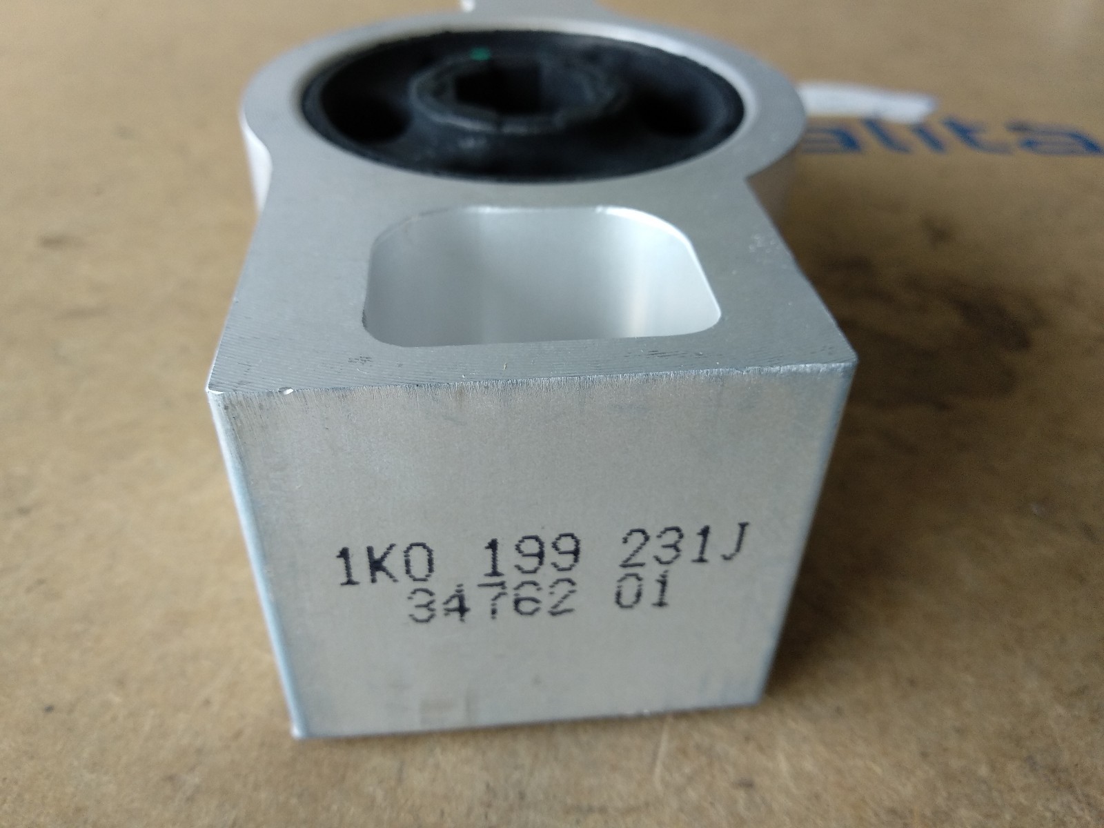 NEW Lemforder 3476201 FOR VW Control Arm-/Trailing Arm Bush Part 