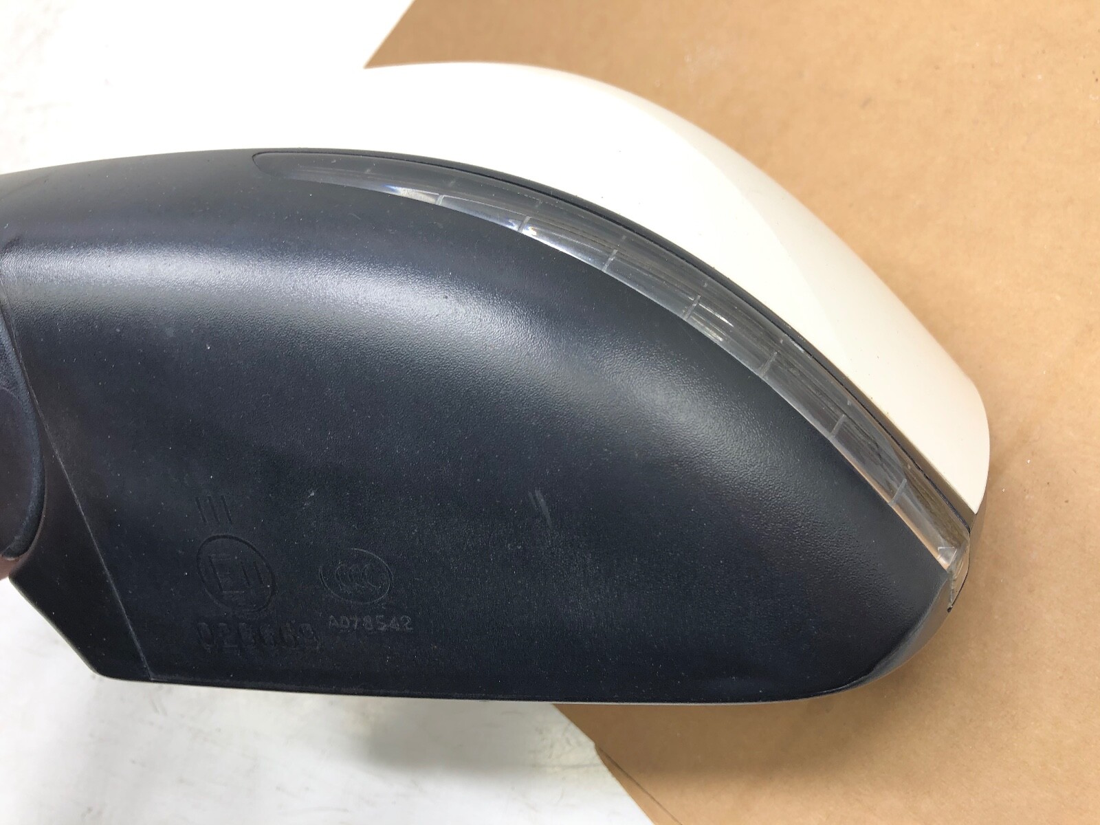 2014-2019 MASERATI GHIBLI LEFT DRIVER SIDE REAR VIEW MIRROR OEM.