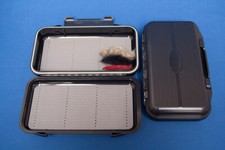 Große,wasserdichte Fliegenbox / Fliegendose für Streamer