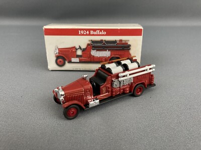 Readers Digest 1/64 Scale 1924 Buffalo Fire Engine 1999 Diecast NIB