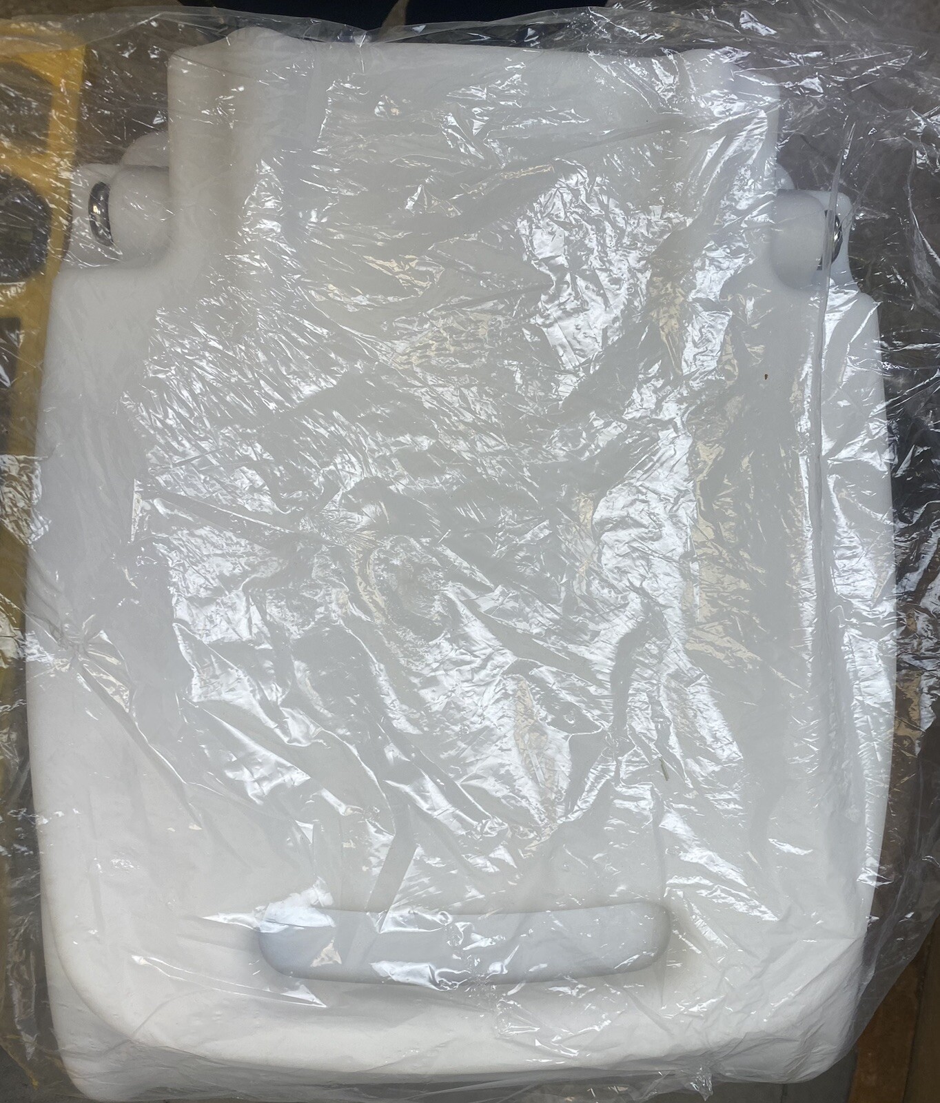 Silla plegable portátil de plástico con borde de asiento abatible para piscina, blanca NUEVA