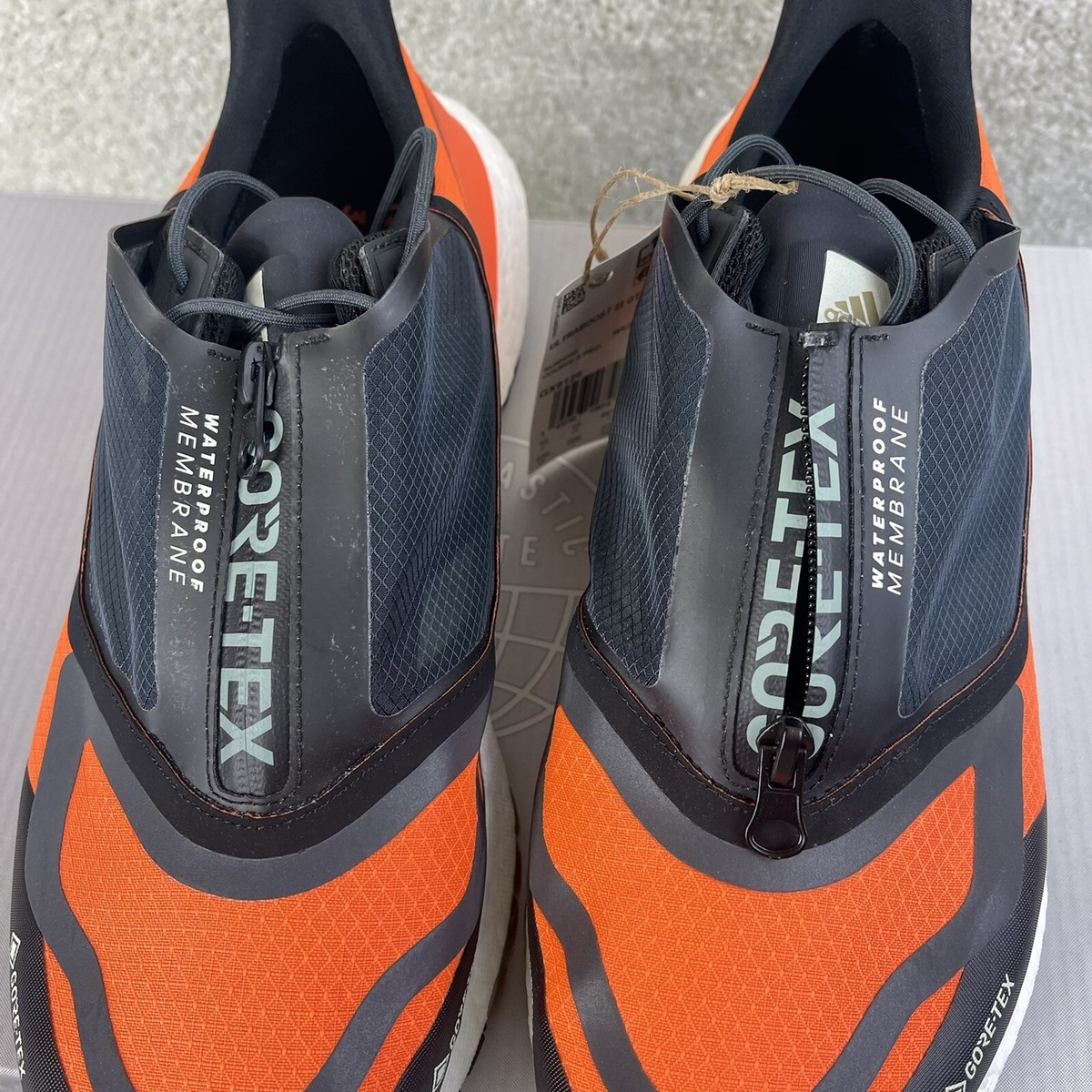 Adidas ULTRABOOST 22 GTX Gore Tex Men\'s Sneaker Shoe Sz 11 Limited‎ Edition NIB Adidas ULTRABOOST 22 GTX Gore Tex Men main image 2