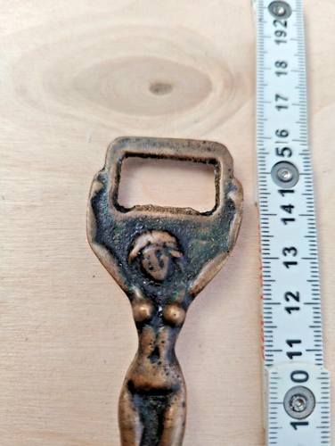 old vintage naked girl woman lady nude bottle opener collectible brass 57 grams - Picture 2 of 10