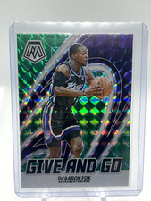 2023-24 Panini Mosaic De'Aaron Fox Give And Go Green Mosaic Prizm #4 Kings