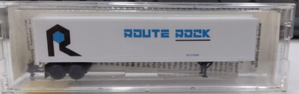 Micro-Trains 45200050 N Scale Rock Island 48' Fruehauf Van Trailer #210384 NIB