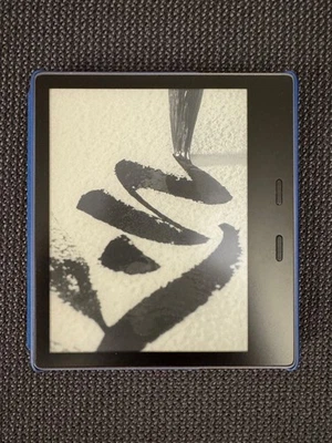 Liseuse Amazon Kindle Oasis 10th Generation 8Go + coque Amazon bleue - Photo 1/4