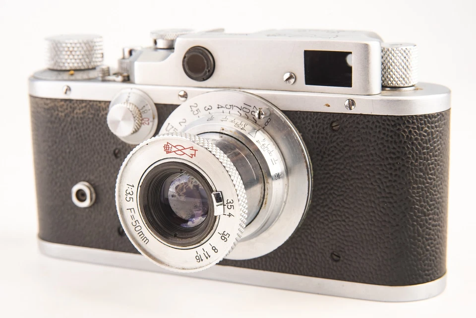 Cámara fotográfica china Shanghai 58 tipo II 35 mm copia Leica con lente de 50 mm f/3,5 V26 Foto 2 de 4