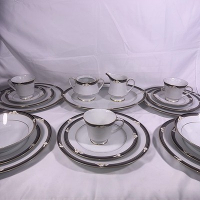 NORITAKE ELLINGTON Footed Cups & Saucers & Bowls 20 Piece Set Legendary Series