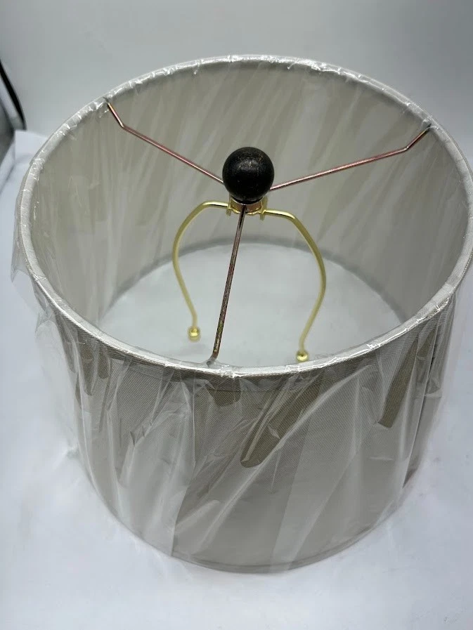 Hampton Bay Rhodes 28 pulgadas Lámpara de mesa de bronce con pantalla de lino natural Foto 4 de 4