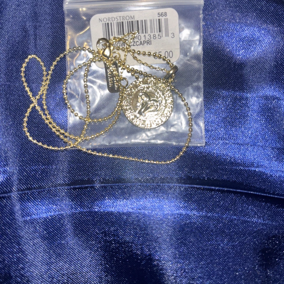 Collar Colgante Capricornio, Nordstrom MrSP $65NUEVO Foto 3 de 4