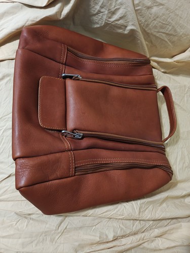 Piel Leather Hanging Travel Toiletry Kit