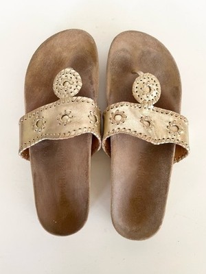 Jack Rogers Comfort Leather Thong Slip On 1'' Sandal Platinum Metallic, size 9M