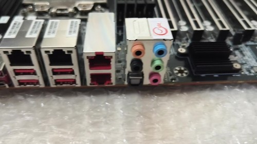 FOR GIGABYTE WRX80-SU8-IPMI DDR4*8 AMD 1024GB CEB Motherboard Test OK - Video 1 of 1