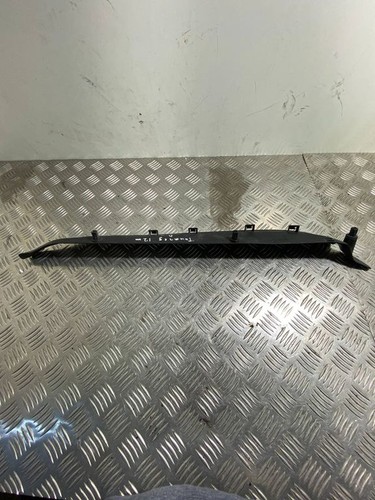 Volkswagen Touareg II 2013 Vorne rechts Verkleidung Kotflügel 7P6821112B