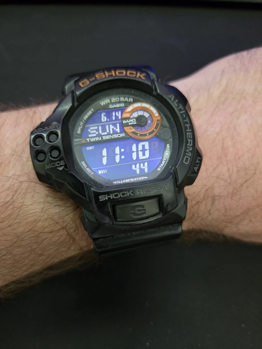 CASIO G-SHOCK GDF-100 Twin Sensor Digital Watch From Japan for