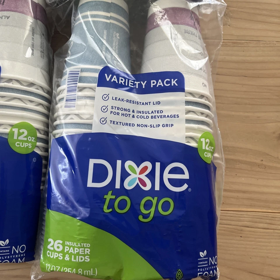 Lote de 4 tazas de café de papel medianas To Go con tapas 12 OZ 26 unidades desechables Foto 2 de 3