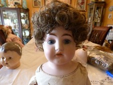 Vintage Playhouse Doll Wig 12/13 med Warm Brown Short Allover curls