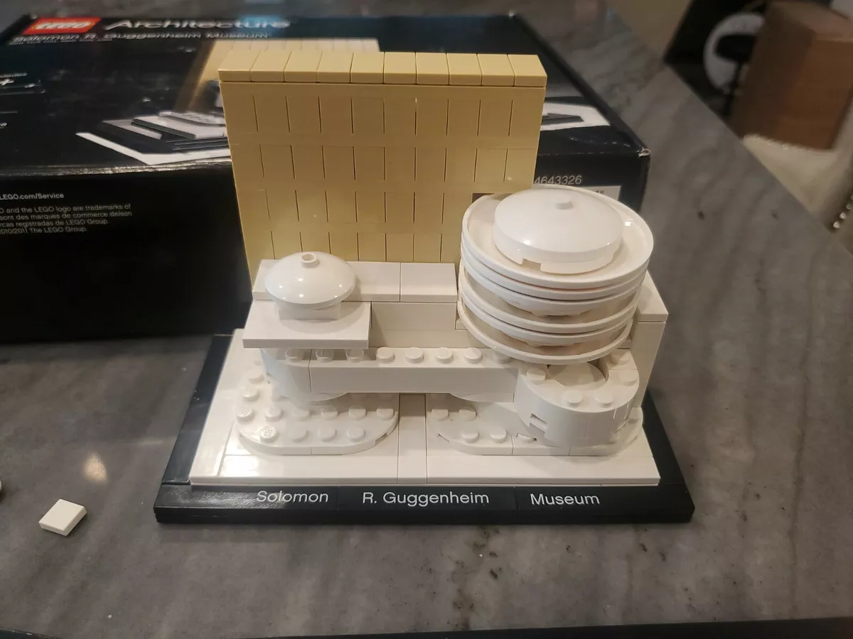 Lego Architecture 21004 Solomon R. Guggenheim Museum Complete w