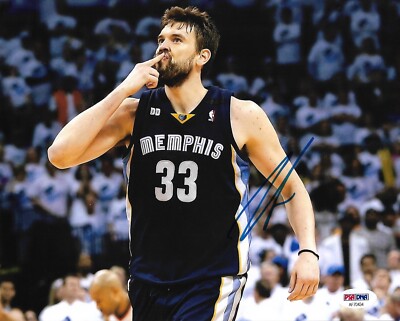 直筆サイン入り写真 マーク・ガソル トロントラプターズ SA鑑定済 Marc Gasol Toronto Raptors Grizzlies NBA Signed Auto 8x10 Photo
