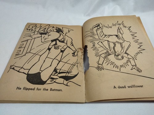 BATMAN, POW!, ROBIN STRIKES FOR BATMAN, COLORING BOOK, WATKINS-STRATHMORE, 1966 - Picture 5 of 14