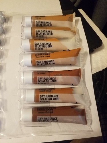 MARY KAY VINTAGE DAY RADIANCE TUBE FOUNDATION FORMULA 1, 2 or 3 ~ Choose Color - Picture 2 of 3