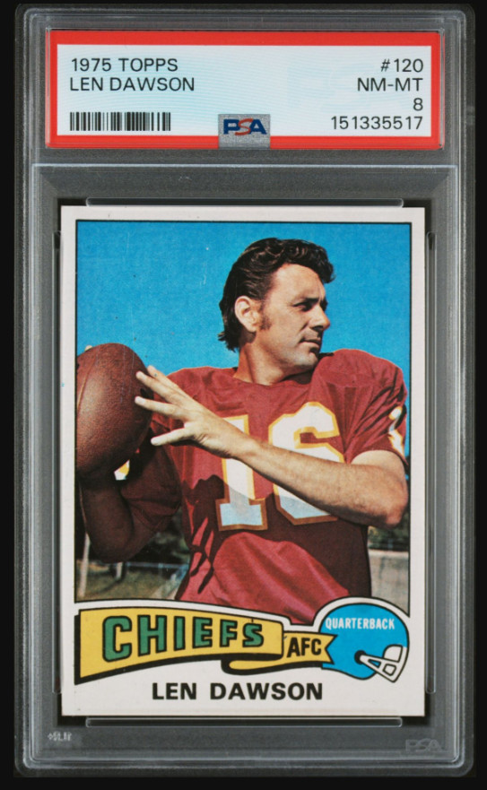 1975 Topps Football - #120 Len Dawson Kansas City Chiefs PSA 8 NM-MT