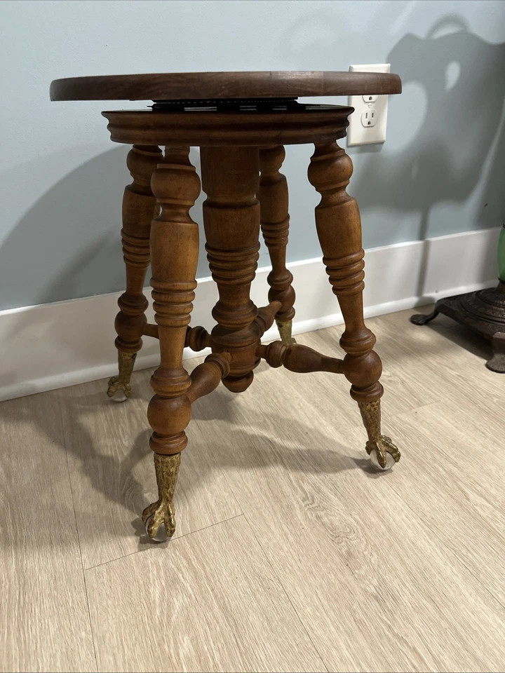 Taburete de piano de madera antiguo decorativo soporte para plantas con bolas de vidrio y patas de garra Foto 4 de 4