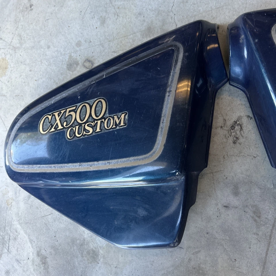 Honda CX500C 1981 cubierta lateral izquierda y derecha carenados azul Foto 4 de 4