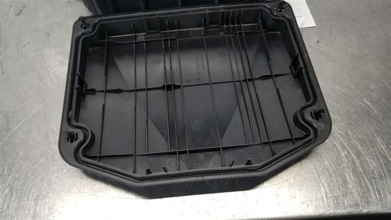 Maserati GranTurismo Fuse box