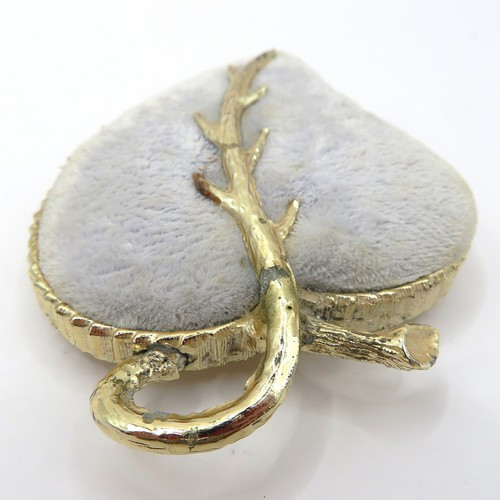 Vtg Velvet Heart Hat Pin Cushion Gold Trim Vanity Decor Romantic Boudoir Display - Picture 10 of 11