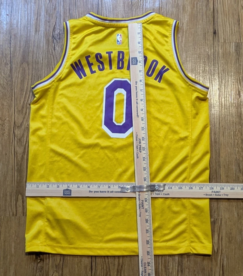 Camiseta Los Angeles Lakers Niños Grande Amarilla Fanáticos Russell Westbrook #0 B30 Foto 4 de 4