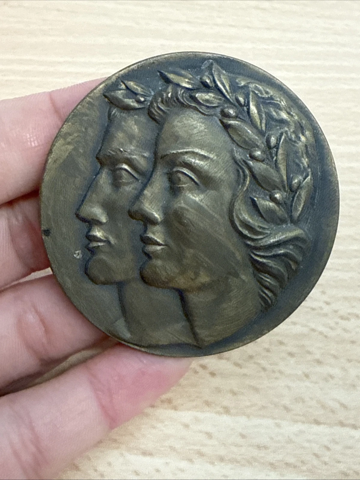 Médaille Jeunesse Et Sports Offert Par Le Ministre