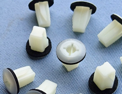 12x Verkleidung Clips Befestigung Klips Halter universal 8,5mm weiß 361