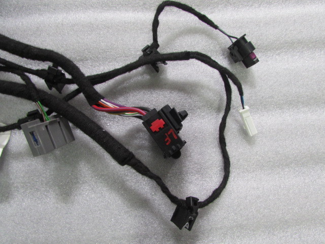 Maserati Ghibli, LH Front Door Wire Harness, Used, P/N 670035845
