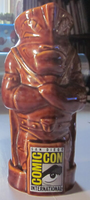Comic Con Super Hero Tiki Farm Ceramic Brown Glaze Tiki Mug 2017 With Orig. Box