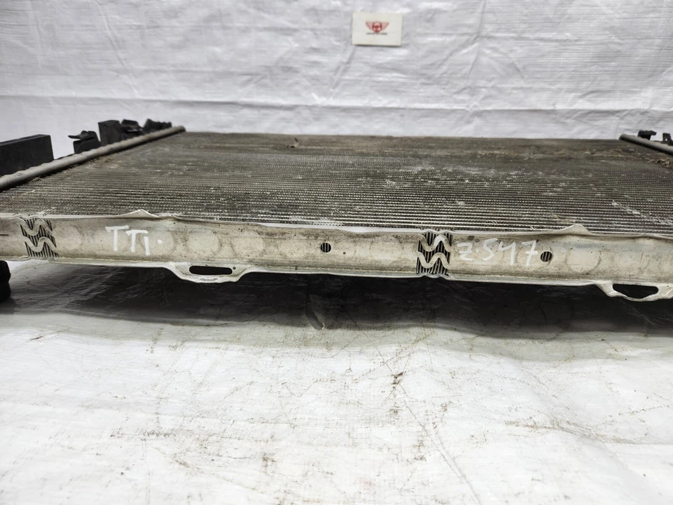 2010 2011 2012 2013 2014 2015 2016 Audi S4 Radiator MT OEM - Imagem 3 de 4