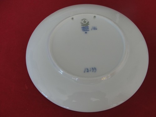 1924 ROYAL COPENHAGEN CHRISTMAS OLD PLATE SCHOONER SEA - Picture 2 of 2