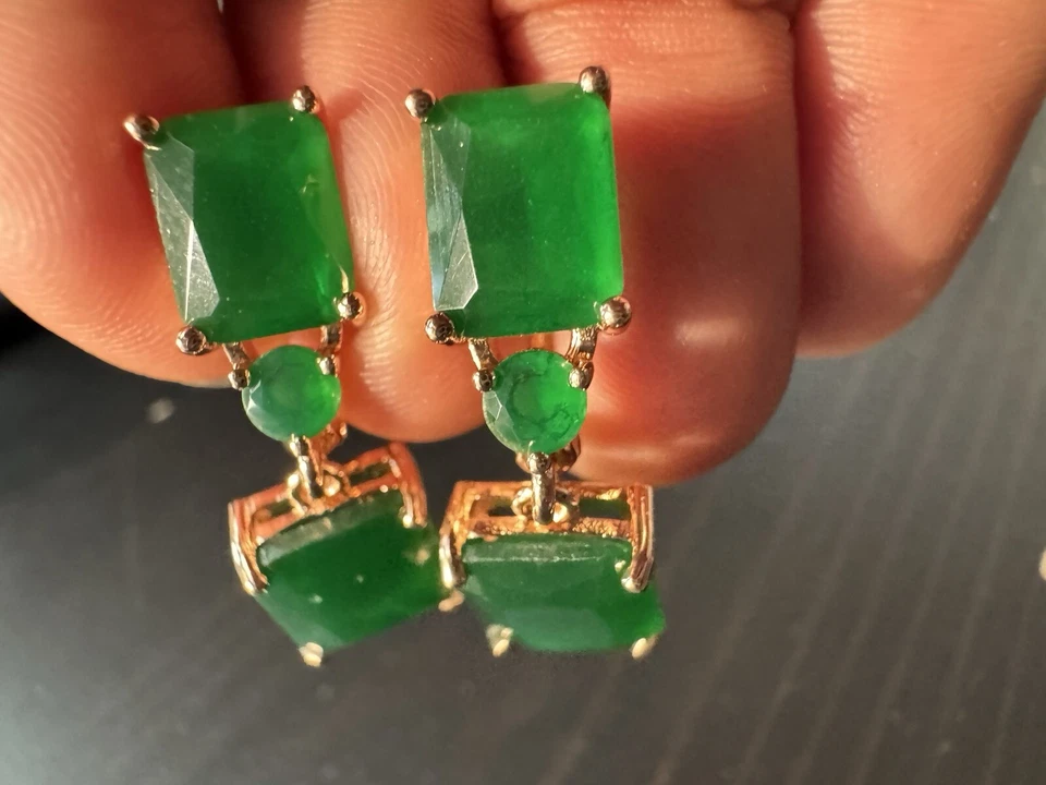 Pendientes colgantes 585 14K RG estampados verde corte cuadrado gema verde Foto 4 de 4