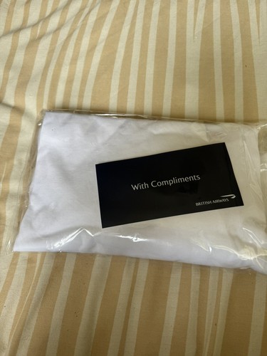 BRITISH AIRWAYS TRAVELLER PACK INCLUDING WHITE T SHIRT SIZE XL - Picture 2 of 2
