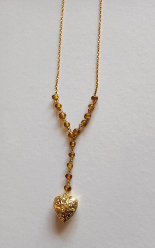 CHAÎNE DORÉE ET PERLES AMBRÉES AVEC PENDENTIF DORÉ EN FORME DE COEUR SCULPTÉ - Picture 6 of 10