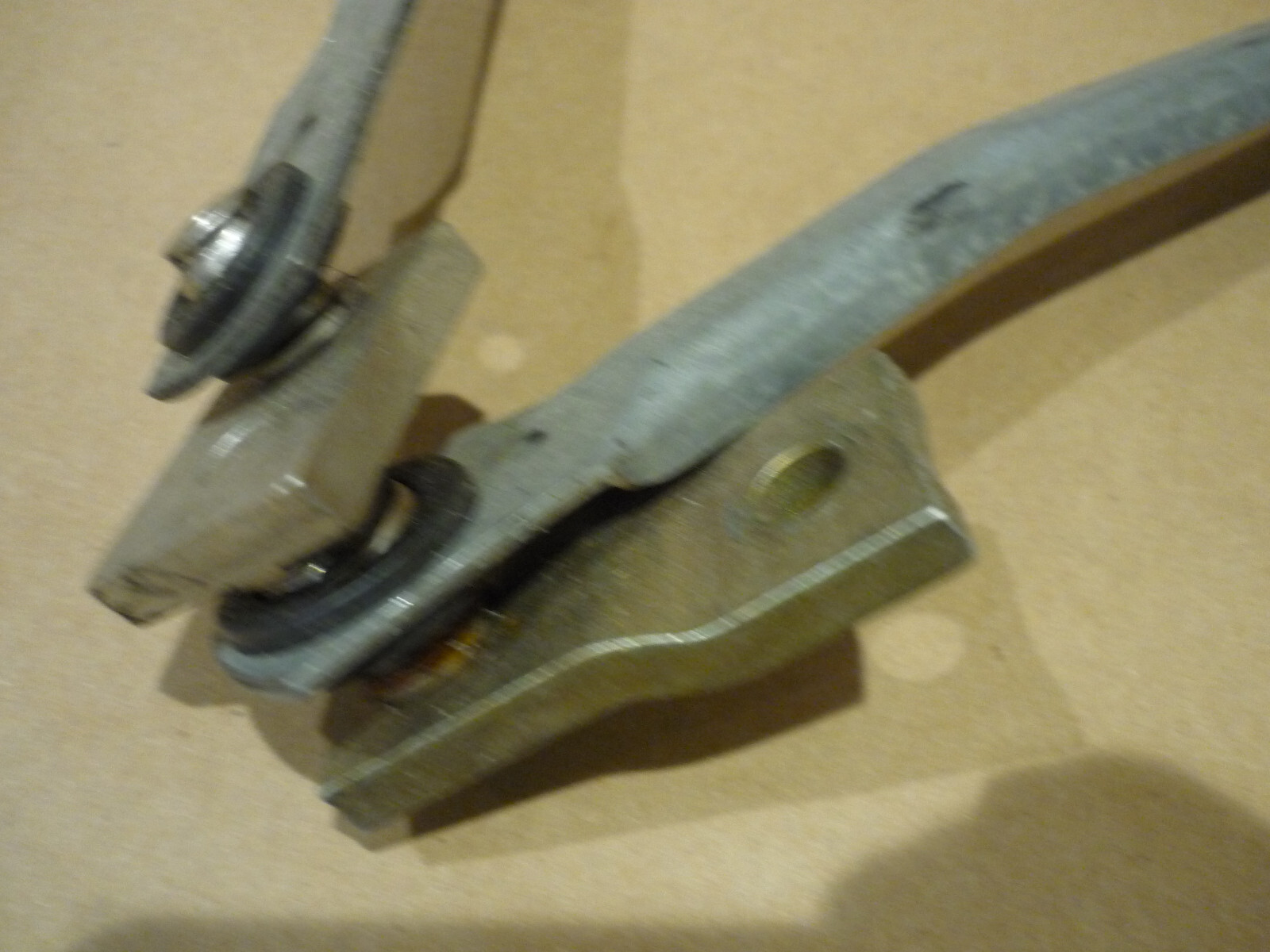 Ferrari 355,348 - Linkage / Levers For Windshield Wiper Assembly - P/N 62885800